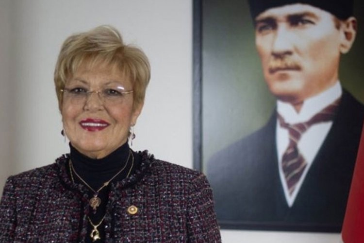 Eski CHP İzmir Milletvekili Canan Arıtman yaşamını yitirdi