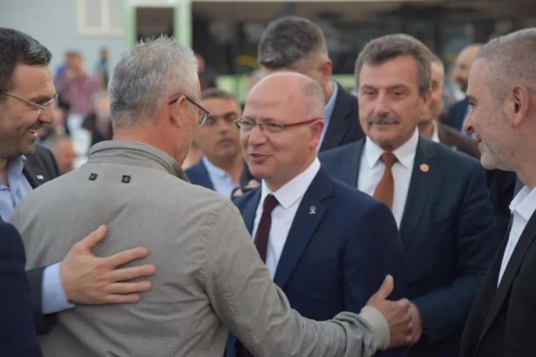 AK Parti Bursa, Ramazan ayında sokağın nabzını tuttu