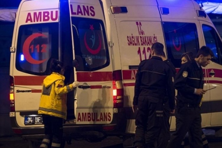 10 yaşındaki &ccedil;ocuğa yorgun mermi isabet etti