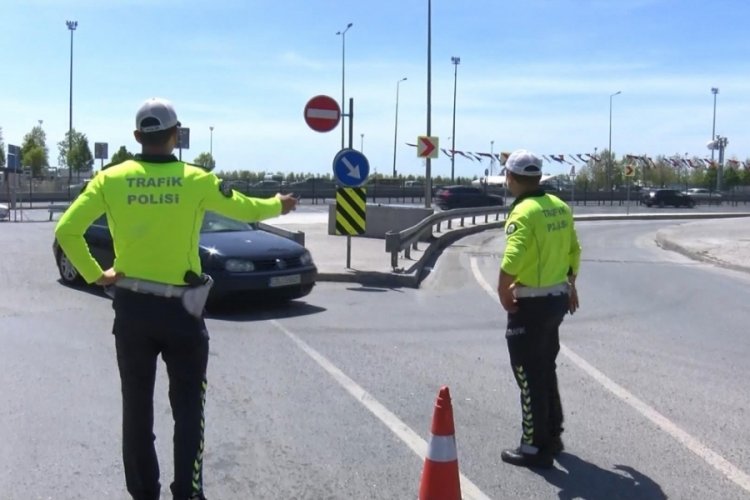 Trabzonspor'un kutlamaları sebebiyle bazı yollar trafiğe kapatıldı