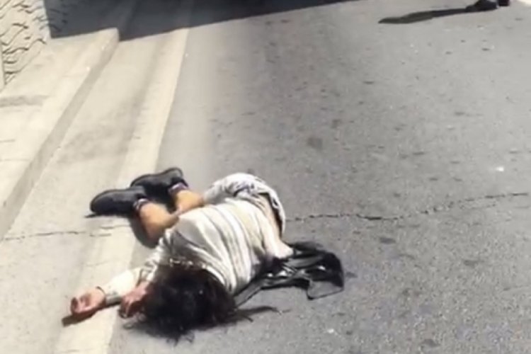 İstanbul'da "abi ben &ouml;leceğim" diyerek aşağıya atladı