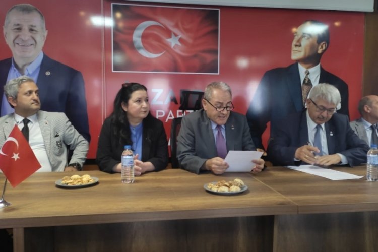 Zafer Yıldırım: Parsel parsel kadro satıyorlar