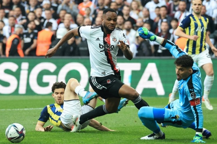 Beşiktaş - Fenerbah&ccedil;e derbisinde puanlar paylaşıldı!