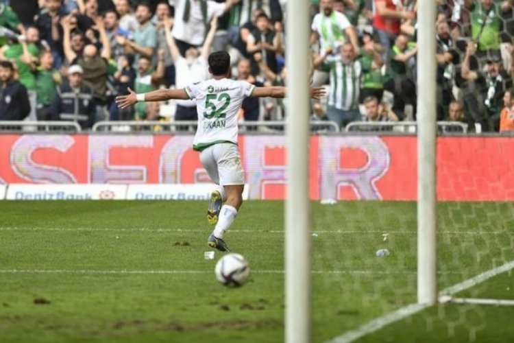 Bursaspor'da galibiyet gol&uuml;n&uuml;n sahibi Yıldız'dan ilk a&ccedil;ıklama