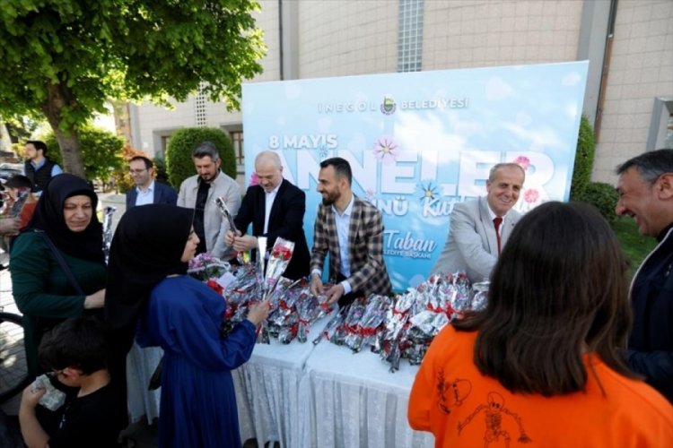 Anneler G&uuml;n&uuml; Bursa'da ayrı g&uuml;zel