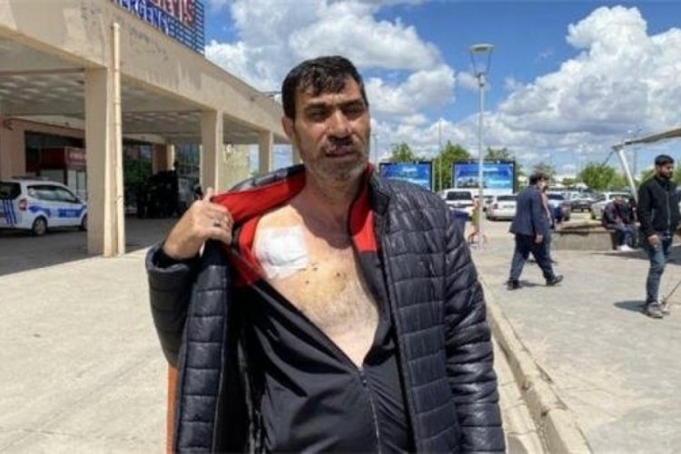 Silahlı saldırıdan &ouml;l&uuml; taklidiyle kurtuldu