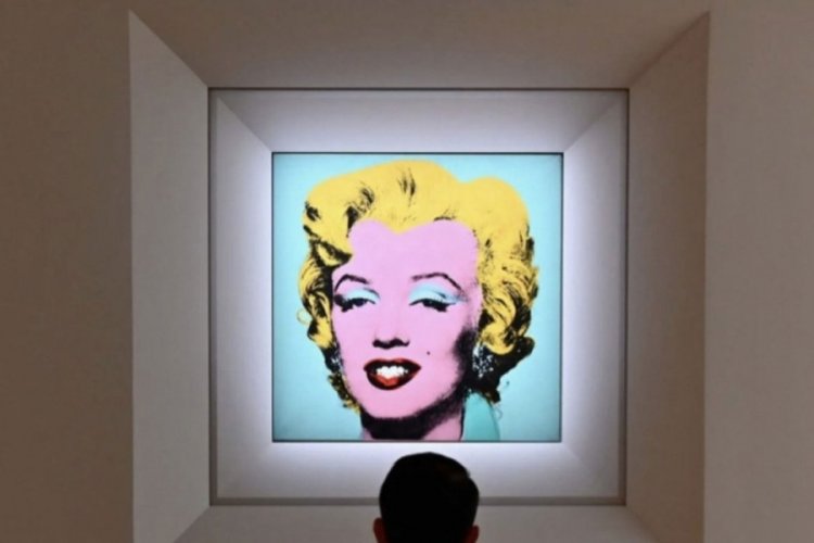 Marilyn Monroe portresi rekor fiyata satıldı