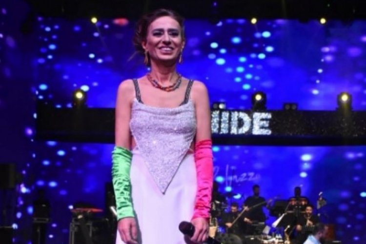 Yıldız Tilbe yine tarzını konuşturdu