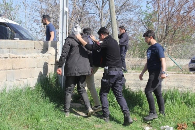 Afganistan uyruklu 7 ka&ccedil;ak g&ouml;&ccedil;men yakalandı