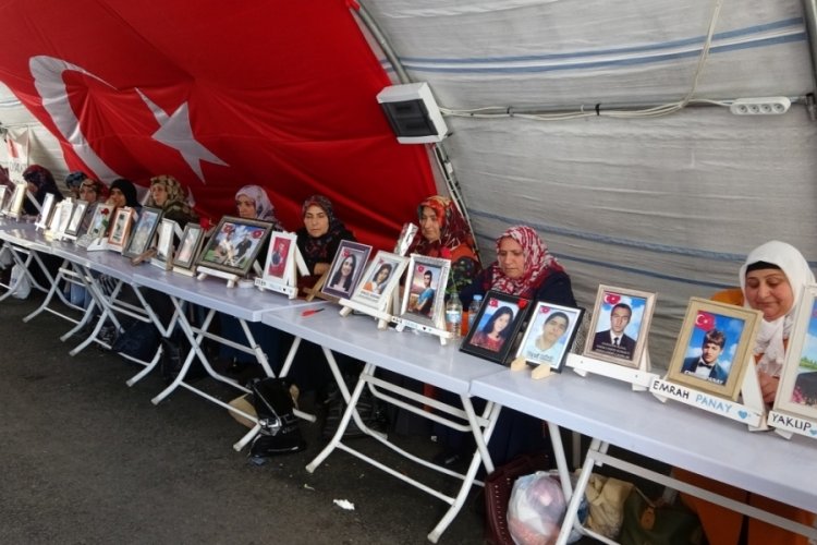 Evlat n&ouml;beti 981'inci g&uuml;n&uuml;nde de devam ediyor