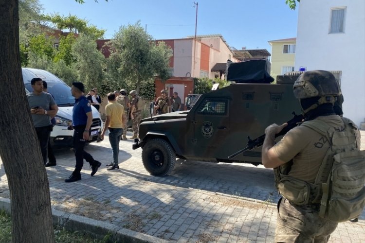 Polis aracına ateş a&ccedil;mıştı, g&ouml;zaltına alındı
