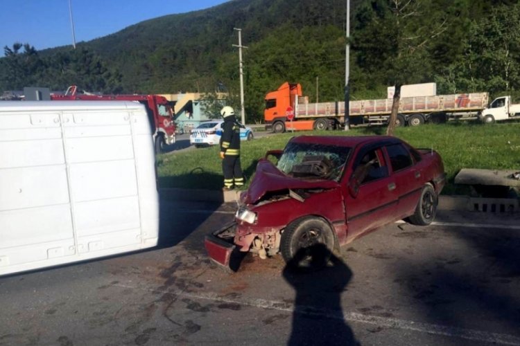Samsun'da trafik kazası: 1'i ağır 3 yaralı