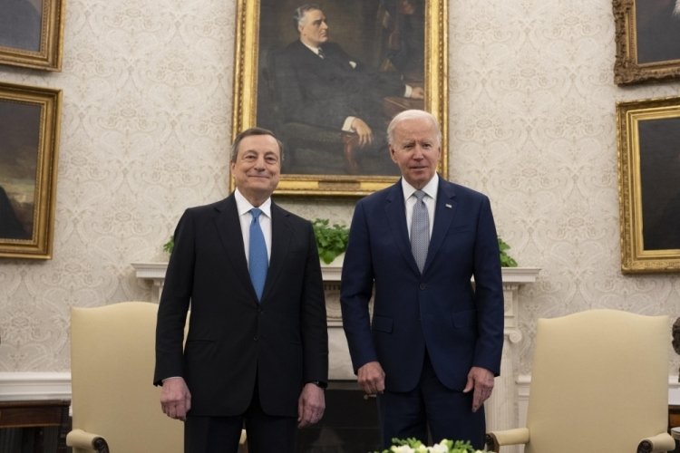 Biden, İtalya Başbakanı Draghi ile bir araya geldi