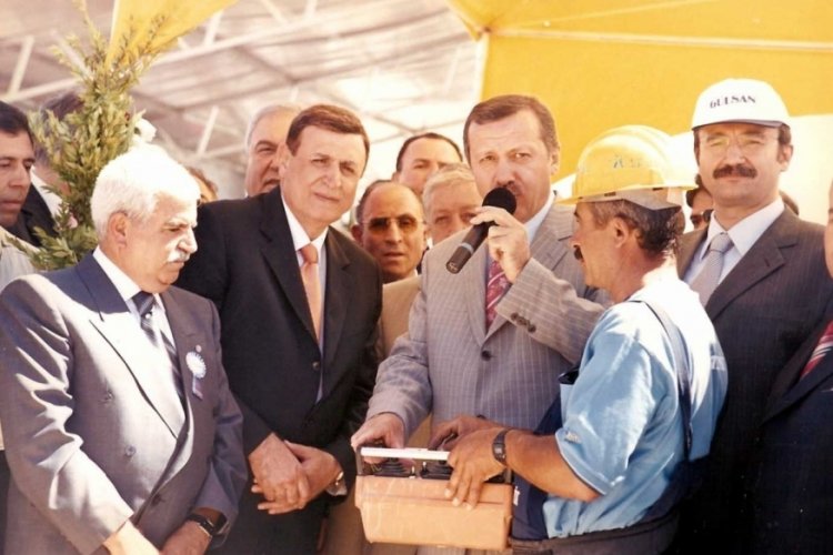 Gaziantep'te sanayinin &ouml;nc&uuml;lerinden Naci Top&ccedil;uoğlu anılıyor