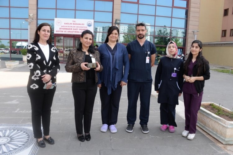 Sağlık &ccedil;alışanları şiddete dikkat i&ccedil;in klip &ccedil;ekti