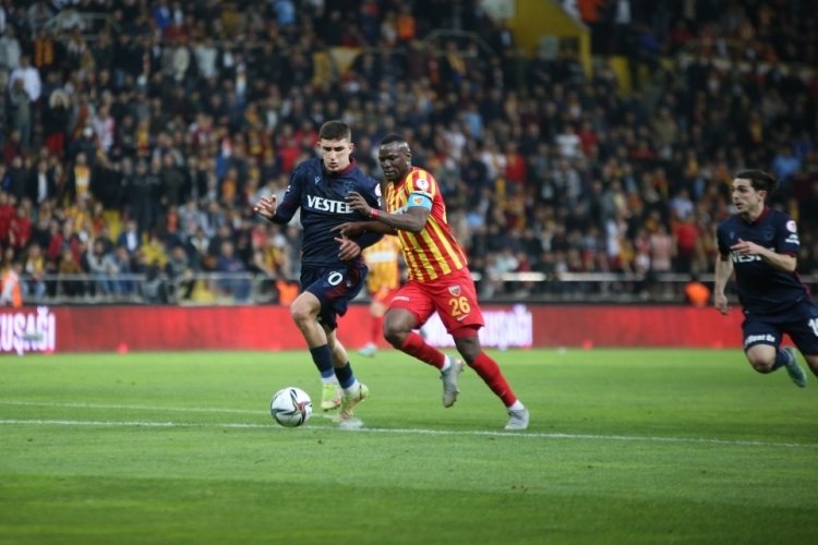 Trabzonspor'un &ccedil;ifte kupa hedefi ger&ccedil;ekleşmedi