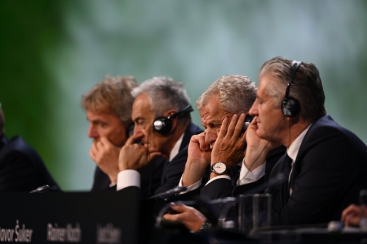 Servet Yardımcı, UEFA Y&ouml;netim Kurulu Toplantısı ve UEFA Kongresi'ne katıldı