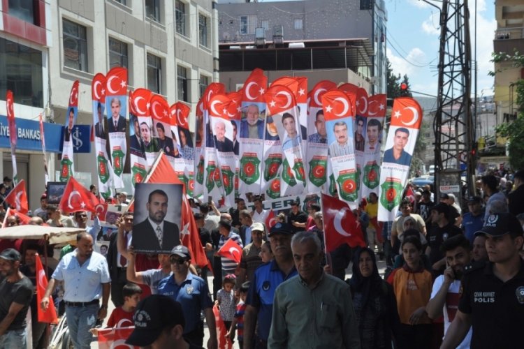 Hatay Reyhanlı'da hayatını kaybeden kişiler anıldı