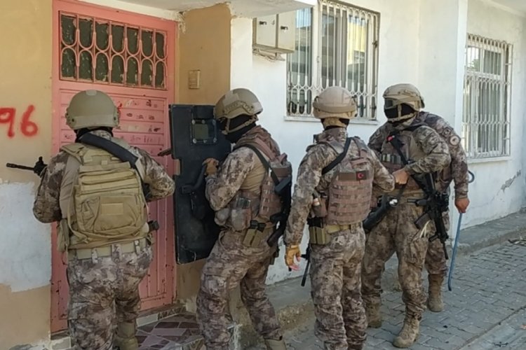 Adıyaman'da uyuşturucu operasyonuna g&ouml;zaltı
