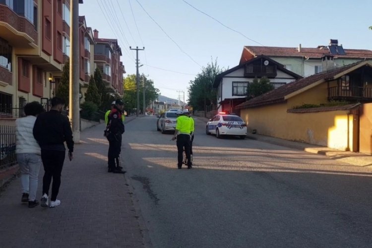 Ticari aracın &ccedil;arptığı 54 yaşındaki kadın hayatını kaybetti