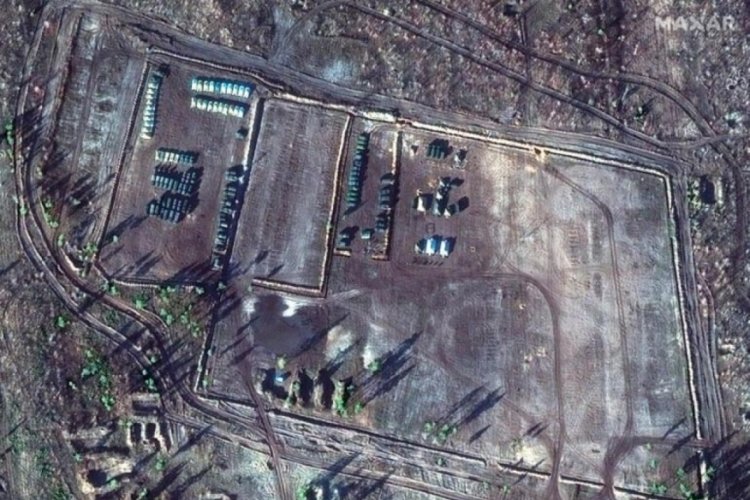 Putin Esad'a g&ouml;t&uuml;rd&uuml;! Ukrayna'dan &ccedil;alındı, Suriye'de g&ouml;r&uuml;ld&uuml;