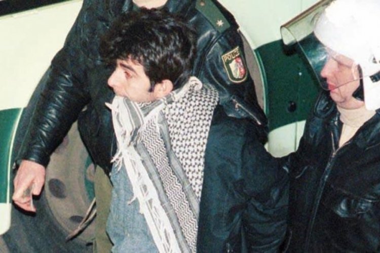 Federal Anayasa Mahkemesi tarafından, saldırılardan sonra yasaklandı