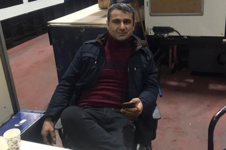Manisa'da başı enjeksiyon makinesine sıkışan teknisyen &ouml;ld&uuml;