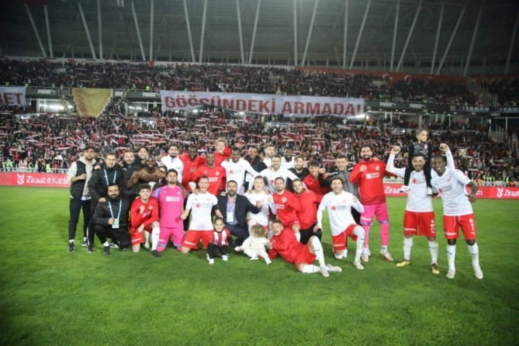 Sivasspor, tarihinin ilk finalini oynayacak