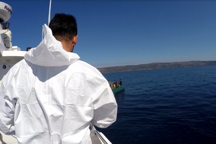 Yunanistan'ın geri ittiği 30 ka&ccedil;ak g&ouml;&ccedil;men kurtarıldı