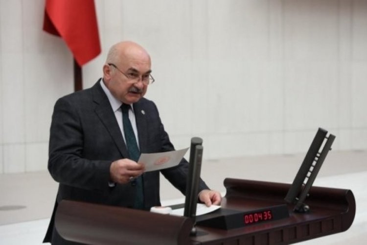 Mustafa Hidayet Vahapoğlu: 1. Kılı&ccedil;arslan'ın mezarı tapu belgesidir