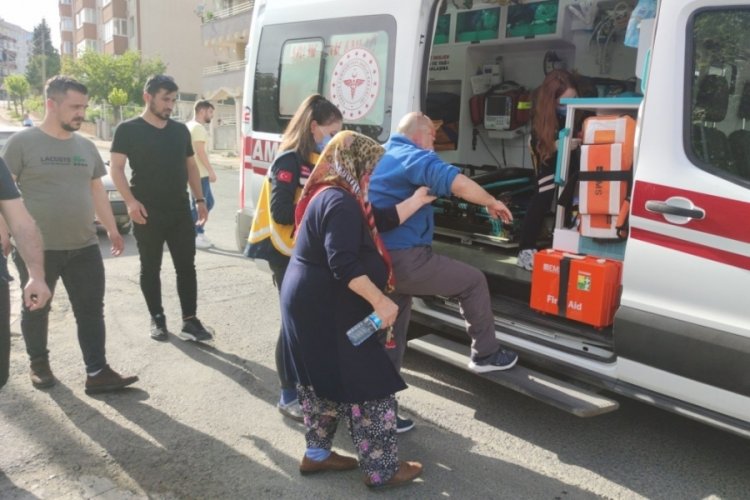 Tekirdağ'da motosiklet otomobille &ccedil;arpıştı