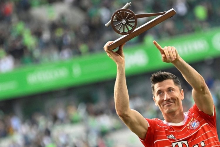 Lewandowski &uuml;st &uuml;ste 5. kez gol kralı oldu
