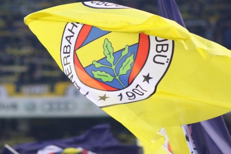 Fenerbah&ccedil;e taraftarlarını taşıyan otob&uuml;se saldırı