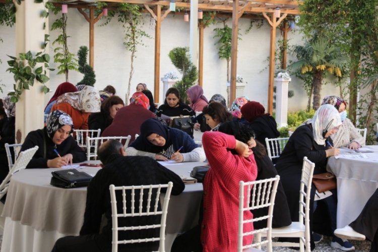 Bursa'da G&uuml;rsu Belediyesi'nden istihdama destek