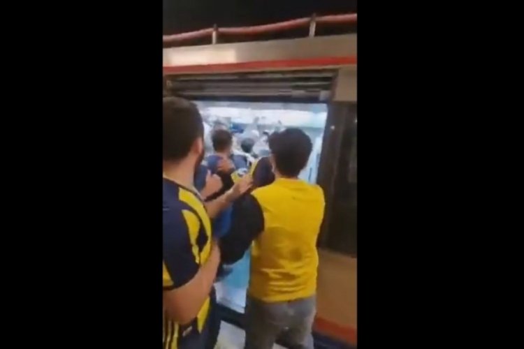 Fenerbah&ccedil;e ve Trabzonspor taraftarları arasında kavga