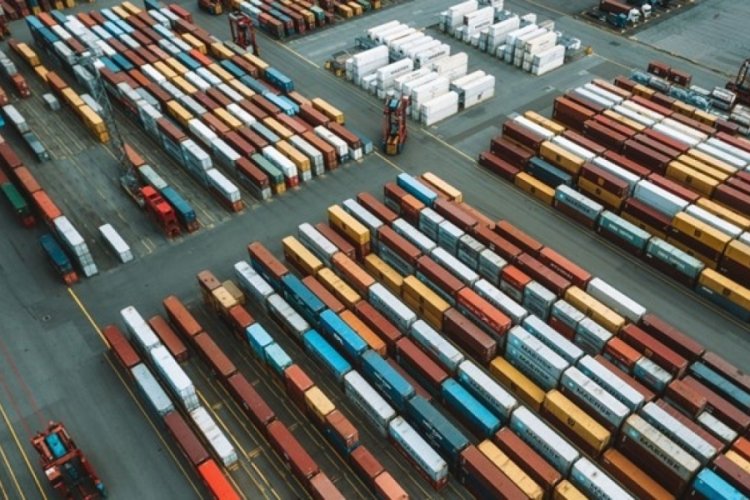 Cari a&ccedil;ık, 5 milyar 554 milyon dolar a&ccedil;ık verdi