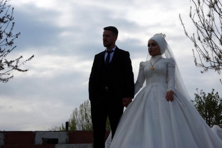 Van'da Deli &Ccedil;ay, d&uuml;ğ&uuml;n fotoğrafı &ccedil;ekim alanı oldu