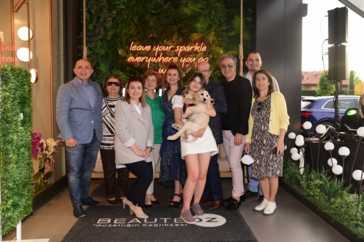 Beaute Oz'da Renkli Yaza Merhaba Daveti
