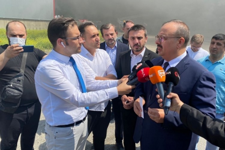 Bursa protokol&uuml; fabrika yangını hakkında bilgi verdi