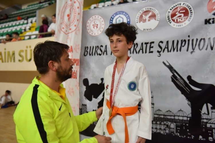 Bursa Yıldırım'da karate r&uuml;zgarı
