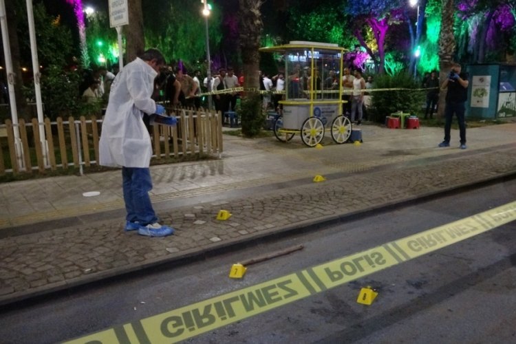 Antalya'da meydan muharebesi: 3 yaralı