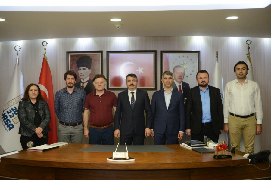 Bursa Yıldırım'da iş&ccedil;inin y&uuml;z&uuml; g&uuml;l&uuml;yor