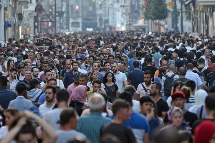 T&uuml;rkiye'nin gen&ccedil; n&uuml;fusu a&ccedil;ıklandı