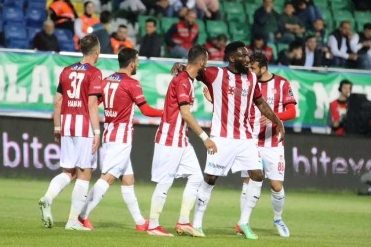 Sivasspor deplasmanda 7 kez galibiyet