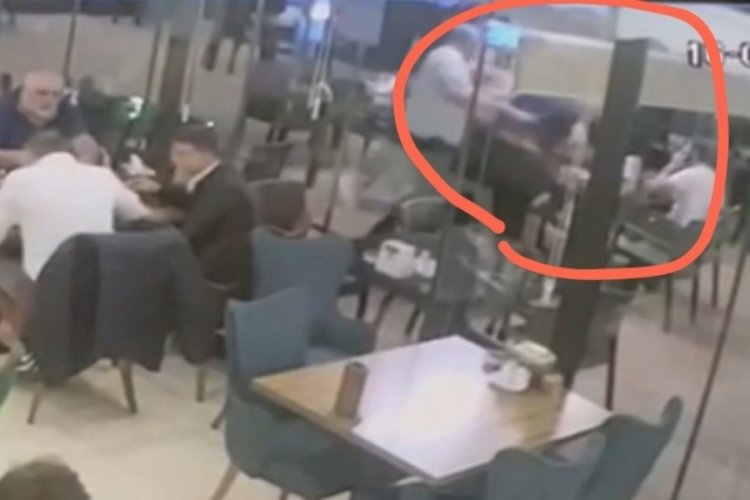 M&uuml;vekkili ile g&ouml;r&uuml;şen avukata saldırı anı kamerada