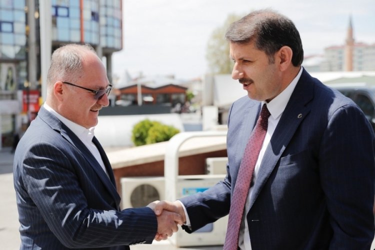 Sivas Valisi Ayhan'dan Başkan Bilgin'e veda ziyareti