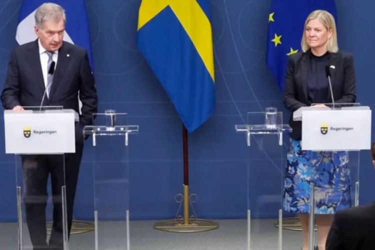 İsve&ccedil; ve Finlandiya NATO'ya başvuru yaptı