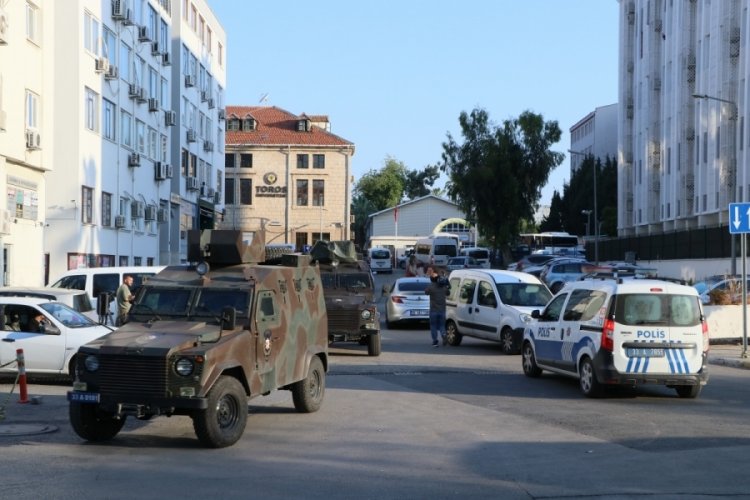 Mersin'de uyuşturucu satıcılarına dev operasyon yapıldı