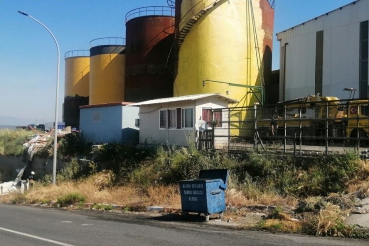 İzmir'de yağ fabrikasında feci &ouml;l&uuml;m