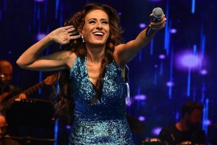 Yıldız Tilbe'den kıskan&ccedil;lık itirafı